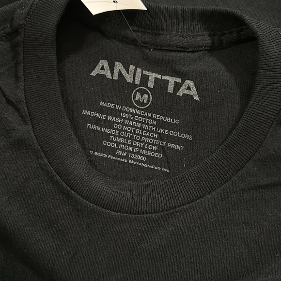 Anitta  Photo Collage Glitter Detail Graphic Tee - Picture 2 of 8